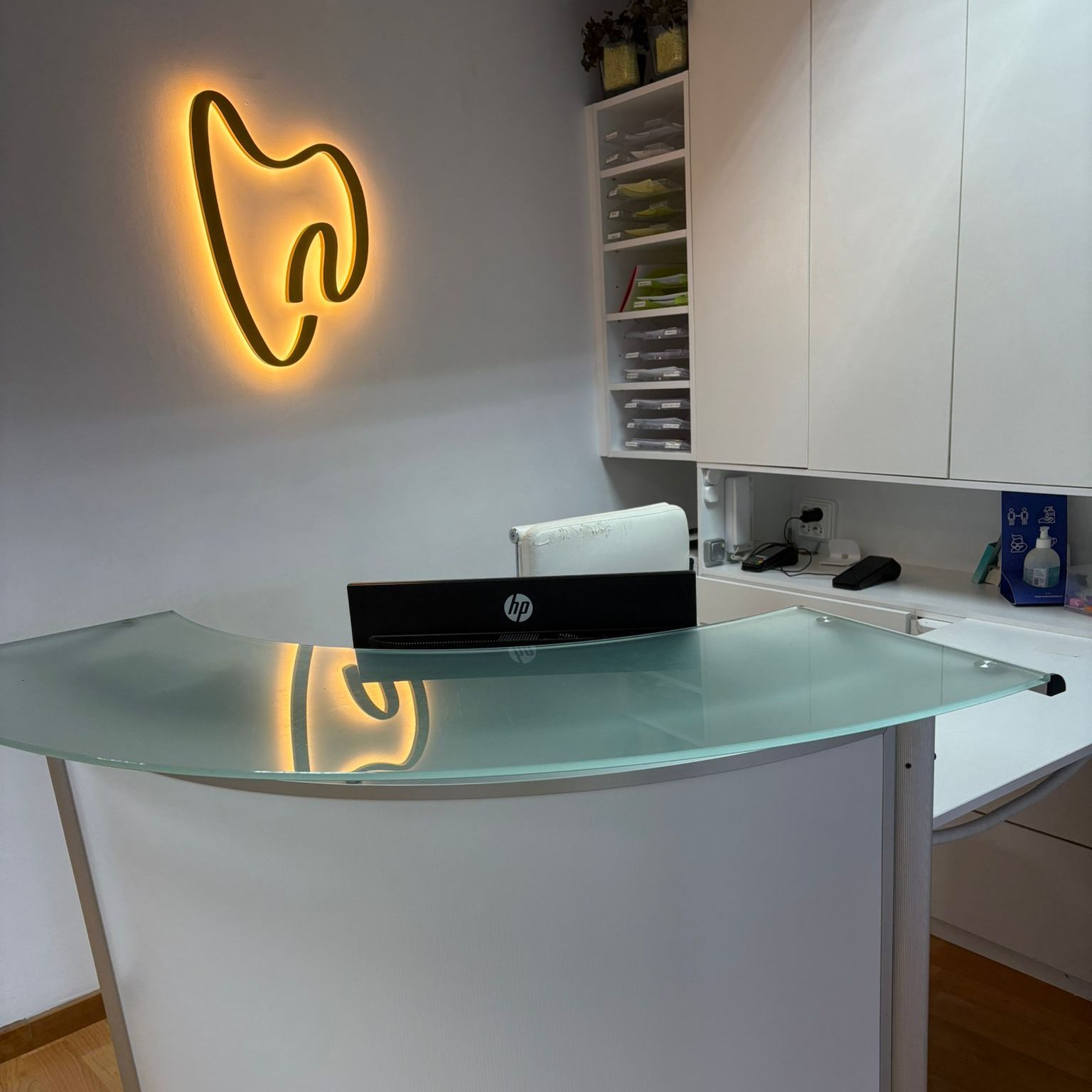 Inicio - Odontólogo en Barcelona WhatsApp Image 2025 12 22 At 15.04.43 6 Edited